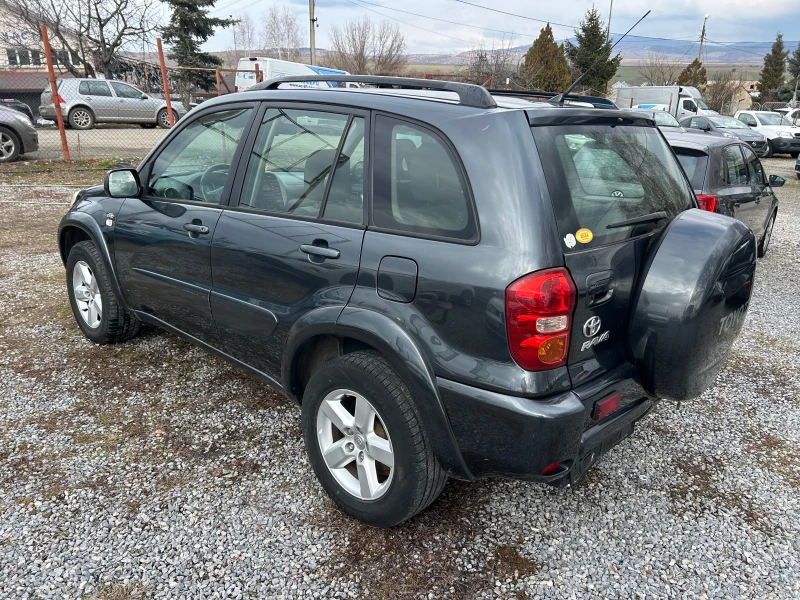 Toyota Rav4, снимка 11 - Автомобили и джипове - 49301186