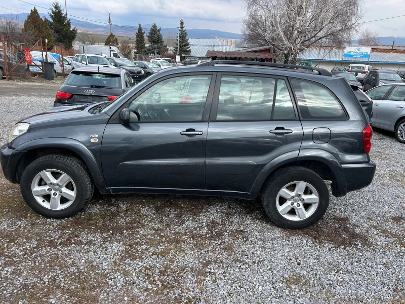 Toyota Rav4, снимка 16 - Автомобили и джипове - 49301186