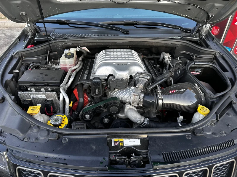 Jeep Grand cherokee Trackhawk, снимка 7 - Автомобили и джипове - 51916519