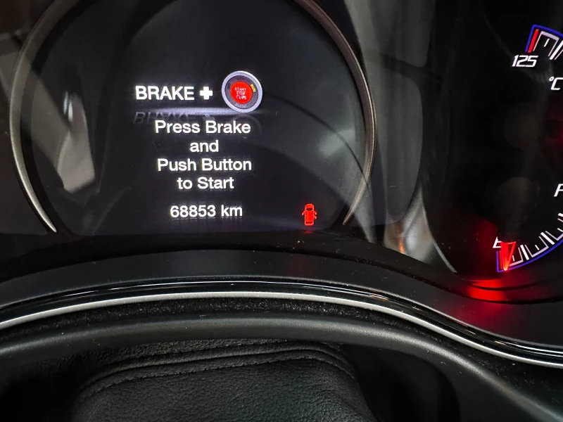 Jeep Grand cherokee Trackhawk, снимка 11 - Автомобили и джипове - 51916519