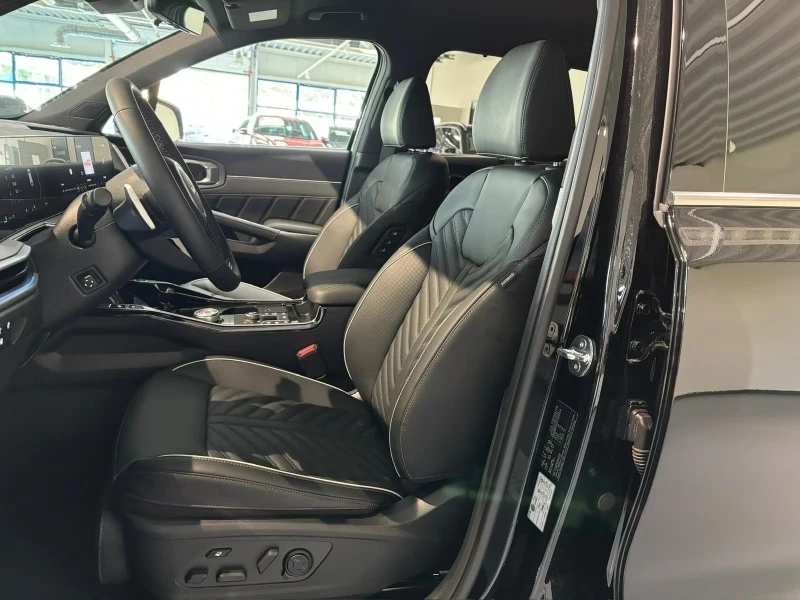 Kia Sorento 1.6PHEV/252HP/PLATINUM/HUD/360/BOSE/MEMO/577g, снимка 5 - Автомобили и джипове - 52378410