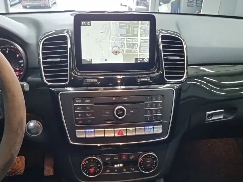 Mercedes-Benz GLE 350 D 4Matic - САМО 30% АВАНС, снимка 13 - Автомобили и джипове - 55483969
