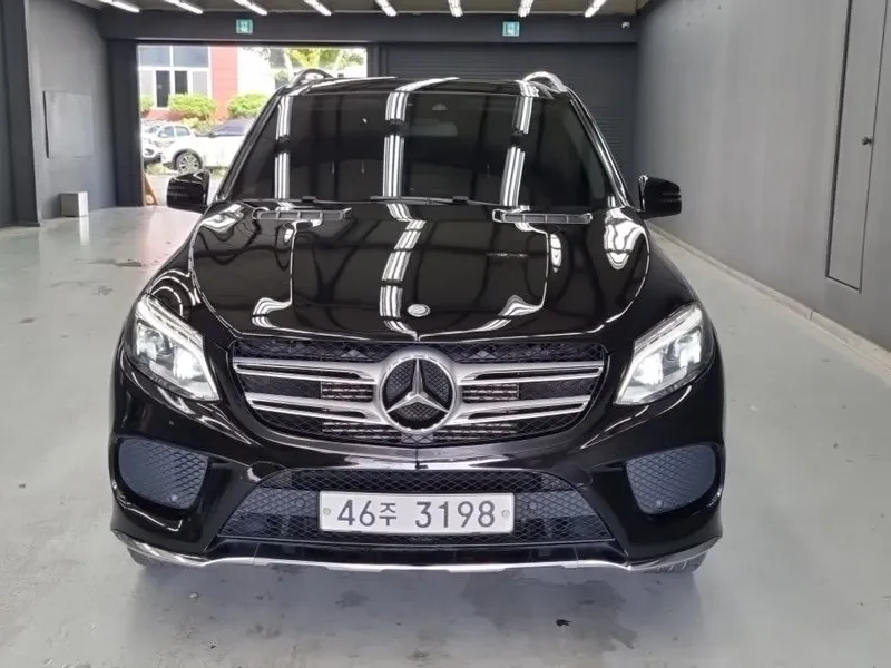 Mercedes-Benz GLE 350 D 4Matic - САМО 30% АВАНС, снимка 3 - Автомобили и джипове - 55483969