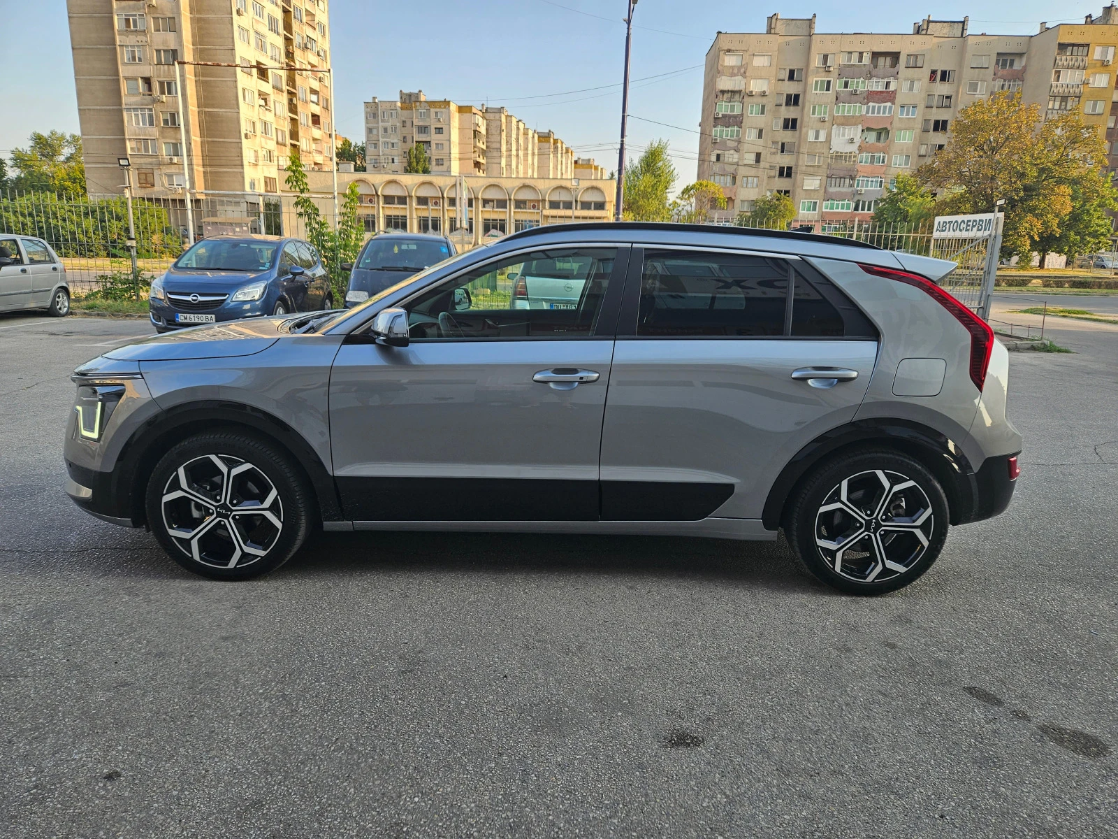 Kia Niro 1.6 HEV AT (141hp)  - изображение 2