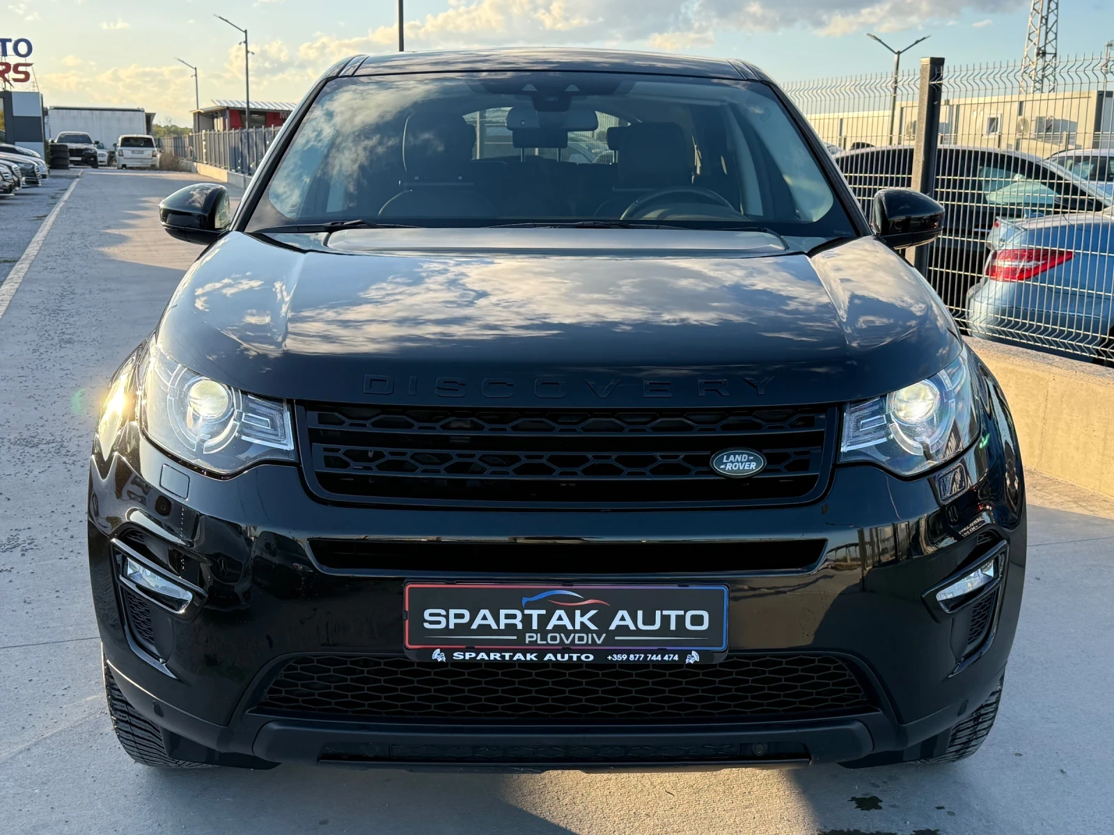 Land Rover Discovery Sport 2.0D* 2016г* 167.000КМ* LIMITED* РЪЧКА* Панорама - изображение 2