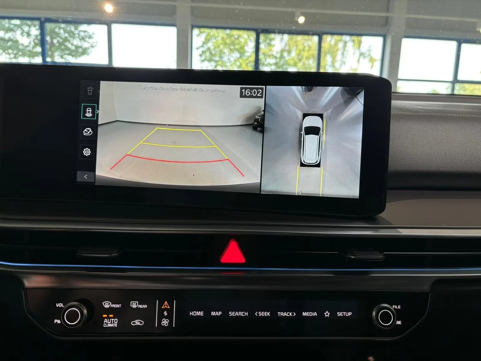 Kia Sorento 1.6PHEV/252HP/PLATINUM/HUD/360/BOSE/MEMO/577g | Mobile.bg   11