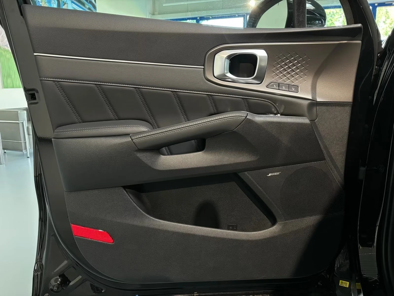 Kia Sorento 1.6PHEV/252HP/PLATINUM/HUD/360/BOSE/MEMO/577g - изображение 6