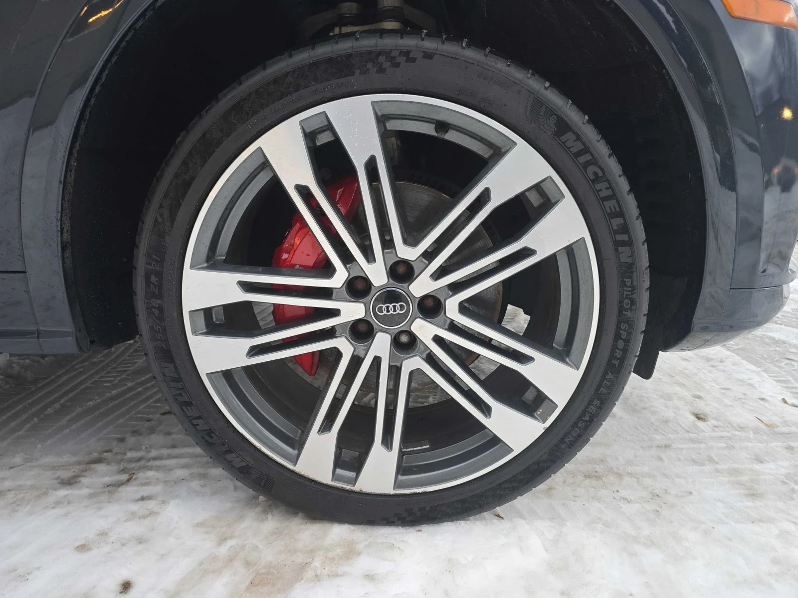 Audi SQ5 Technik* 360View* 21ichWheel-pkg* Подгрев* Пано - изображение 10