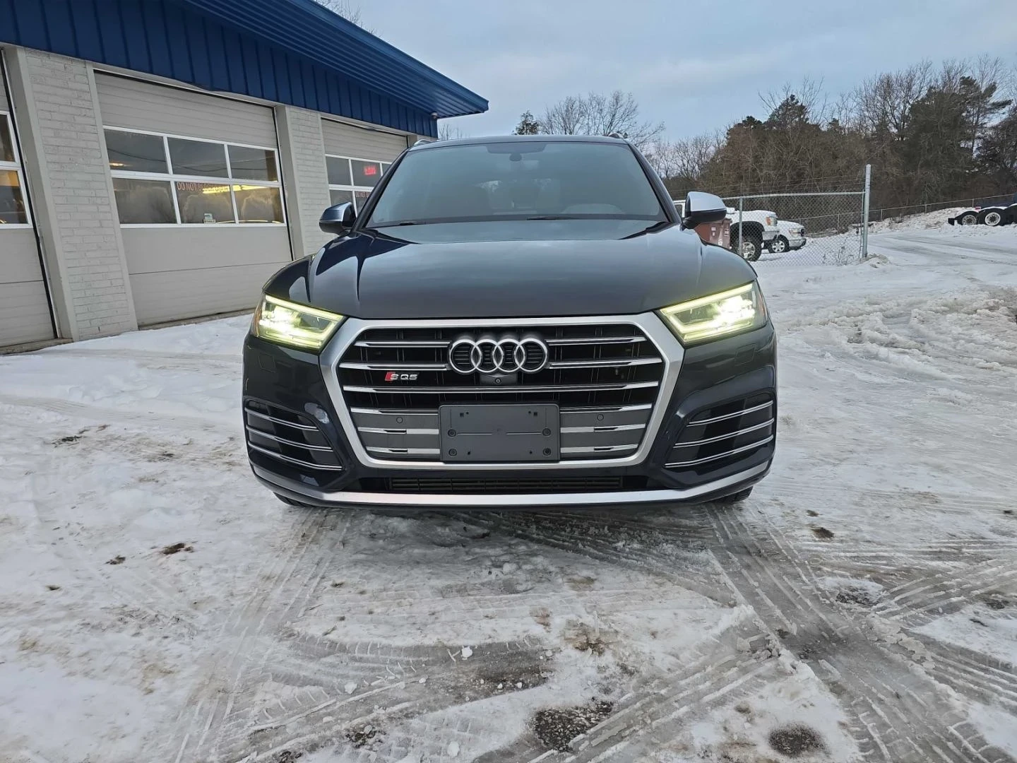Audi SQ5 Technik* 360View* 21ichWheel-pkg* Подгрев* Пано - изображение 2
