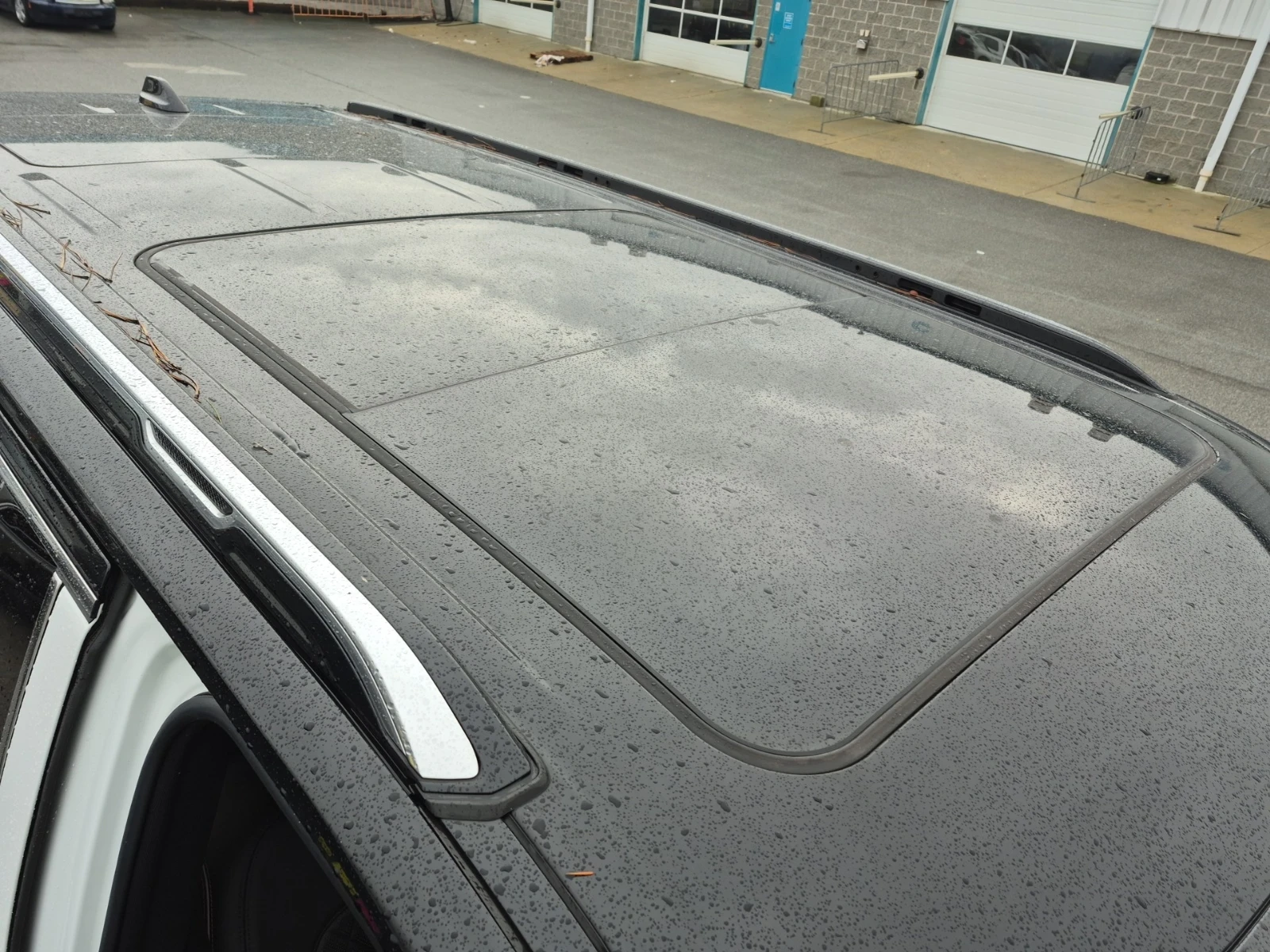 Jeep Grand Wagoneer Series III * CARFAX*  | Mobile.bg � ����������� 9