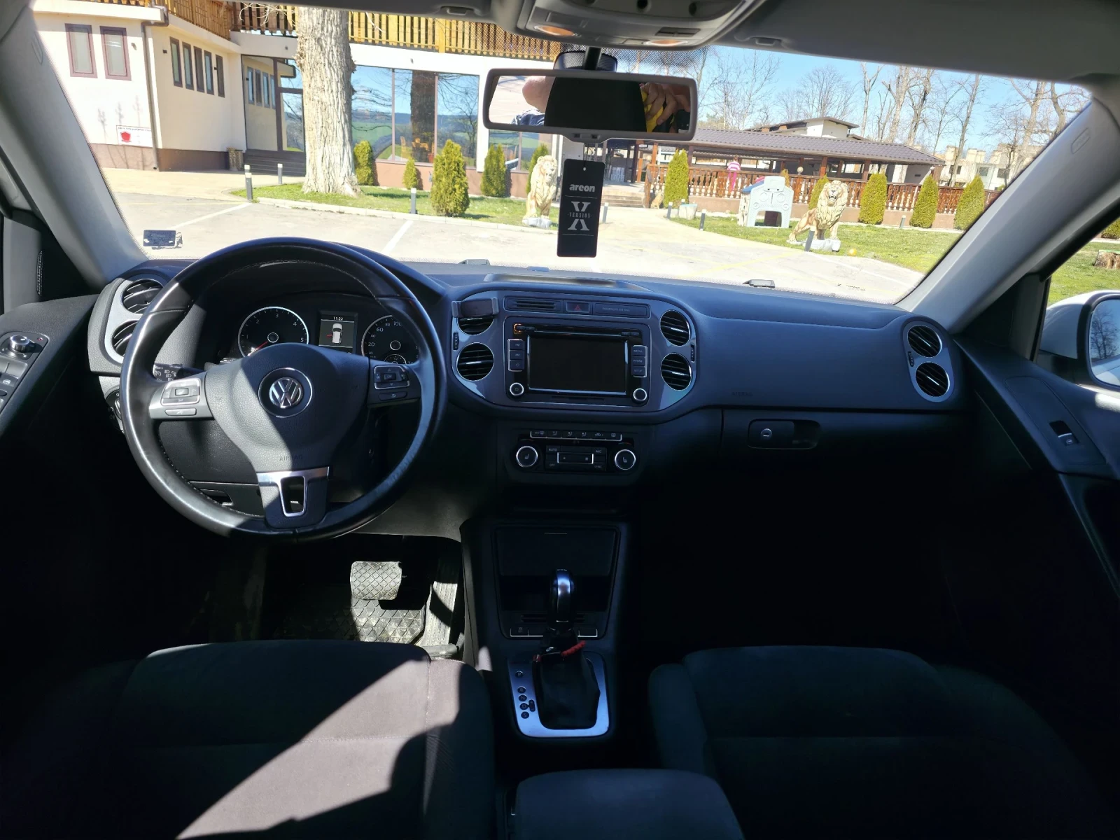 VW Tiguan 2.0 TDI / 140к.с. / 1ви собственик, снимка 5 - Автомобили и джипове - 53953429