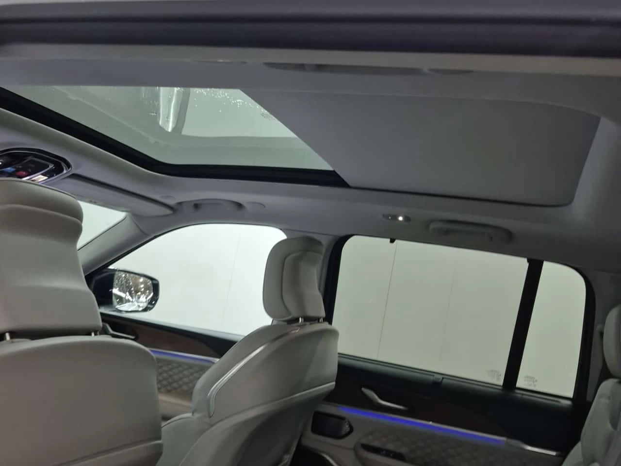 Jeep Grand cherokee SUMMIT| HUD| 360| AMBIENT| PANO| 2 КЛЮЧА , снимка 13 - Автомобили и джипове - 54193182