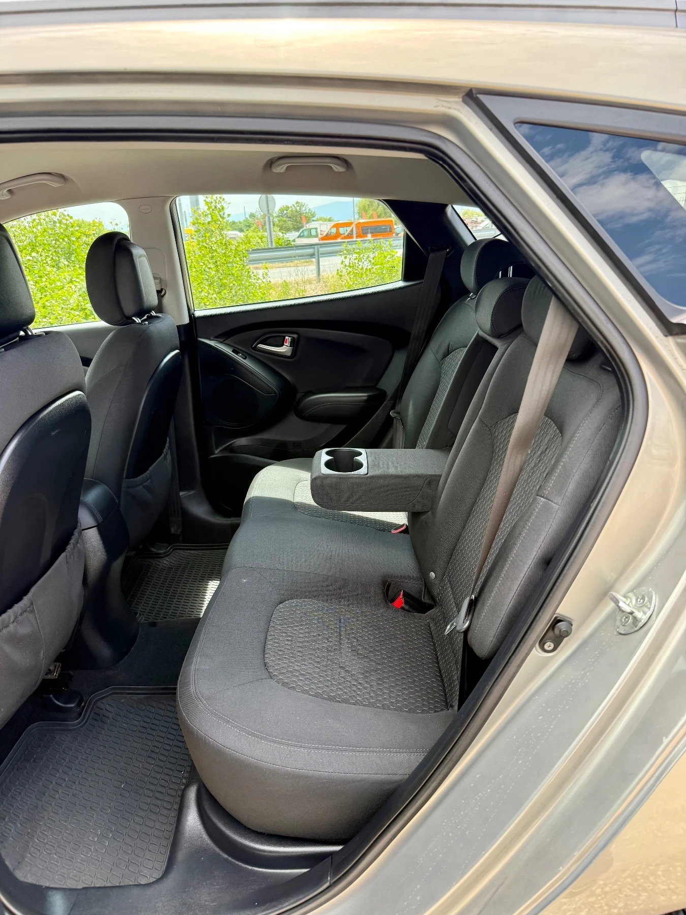 Hyundai IX35 1.7CRDI ��� ��������� | Mobile.bg � ����������� 10