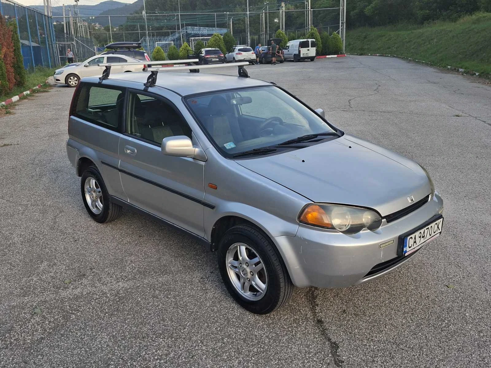 Honda Hr-v Без ръжди 4х4 нови гуми!, снимка 3 - Автомобили и джипове - 54873718