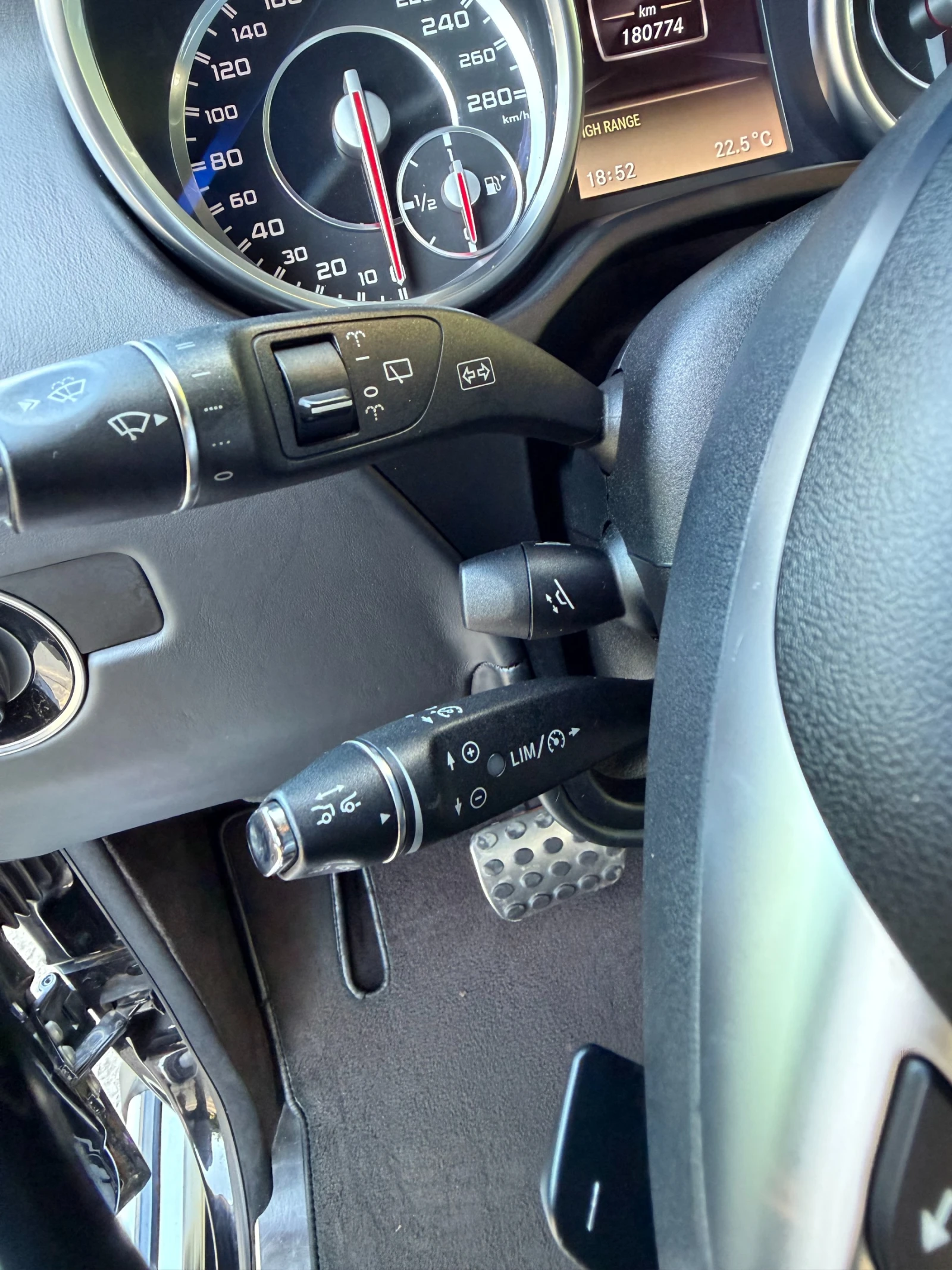 Mercedes-Benz G 63 AMG 5.5, снимка 14 - Автомобили и джипове - 54915096