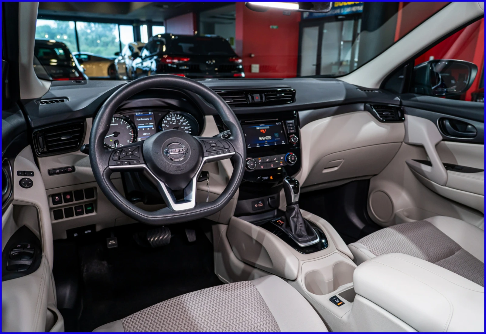 Nissan Qashqai S, снимка 9 - Автомобили и джипове - 55175669