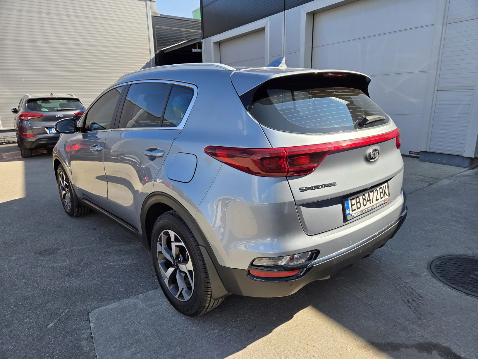 Kia Sportage 1, 6 Turbo 4x4, снимка 4 - Автомобили и джипове - 56208069