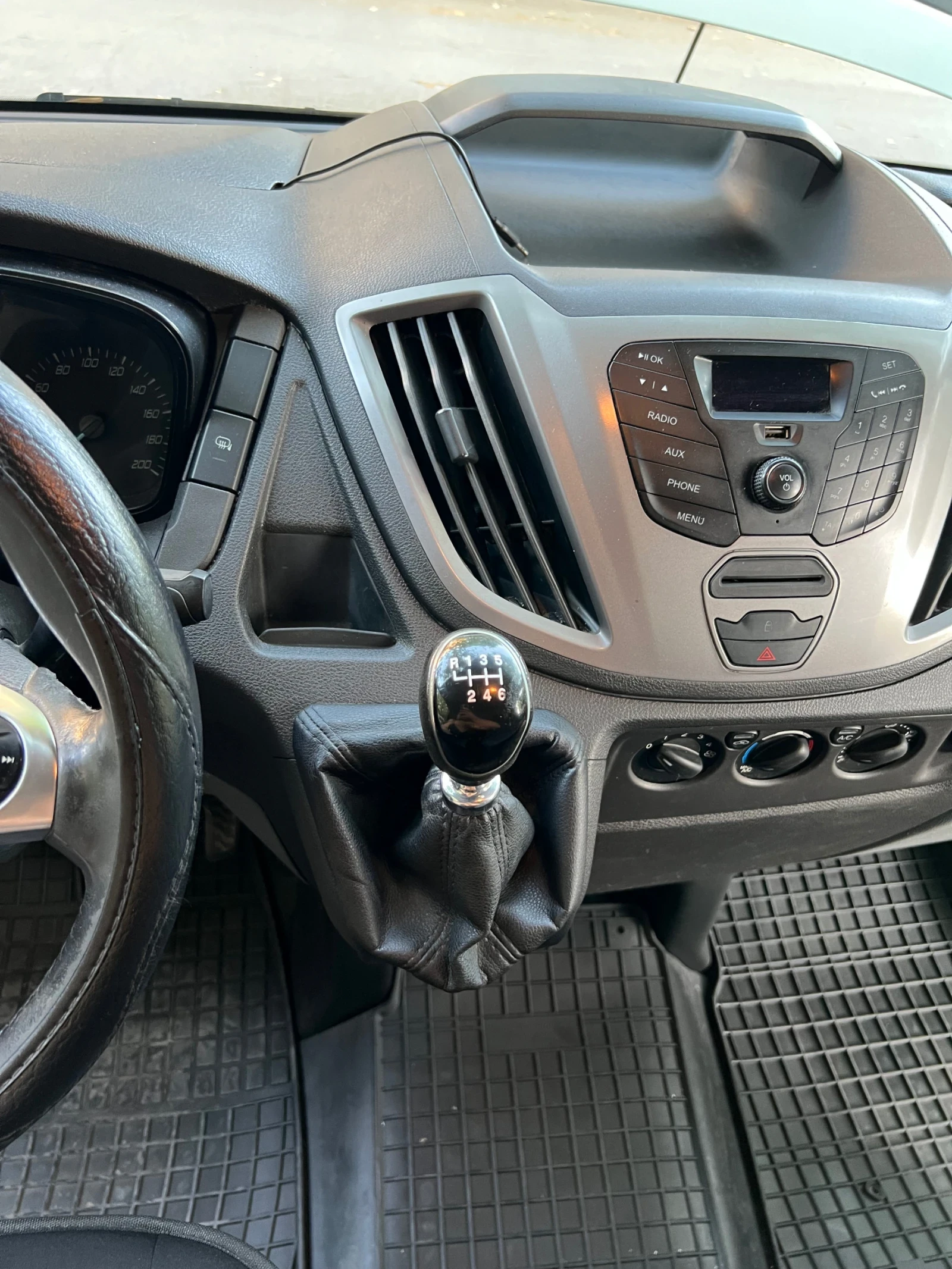 Ford Transit 2, 0 TDCI - изображение 10