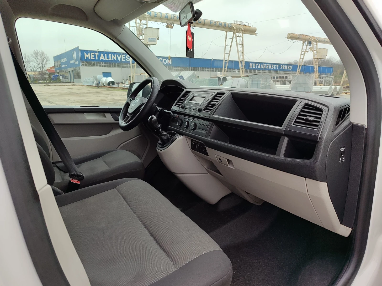 VW Transporter 2.0tdi Transporter Kombi  - изображение 2