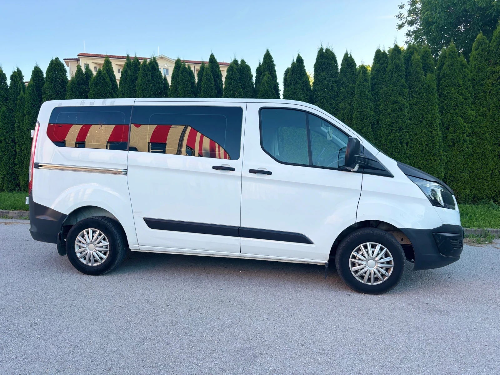 Ford Transit Custom Custom 2.2 tdi 5+ 1, снимка 3 - Бусове и автобуси - 54983540