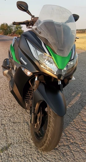     Kawasaki J300 Kawasaki J300 ABS