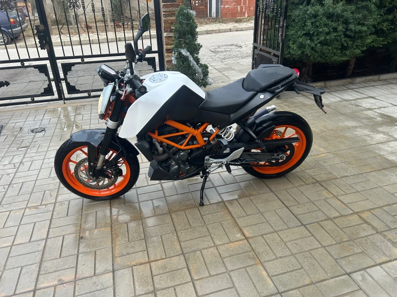 Ktm Duke KTM DUKE 390 R ! НОВ ВНОС ГЕРМАНИЯ! ТОП СЪСТОЯНИЕ!, снимка 8 - Мотоциклети и мототехника - 48346780