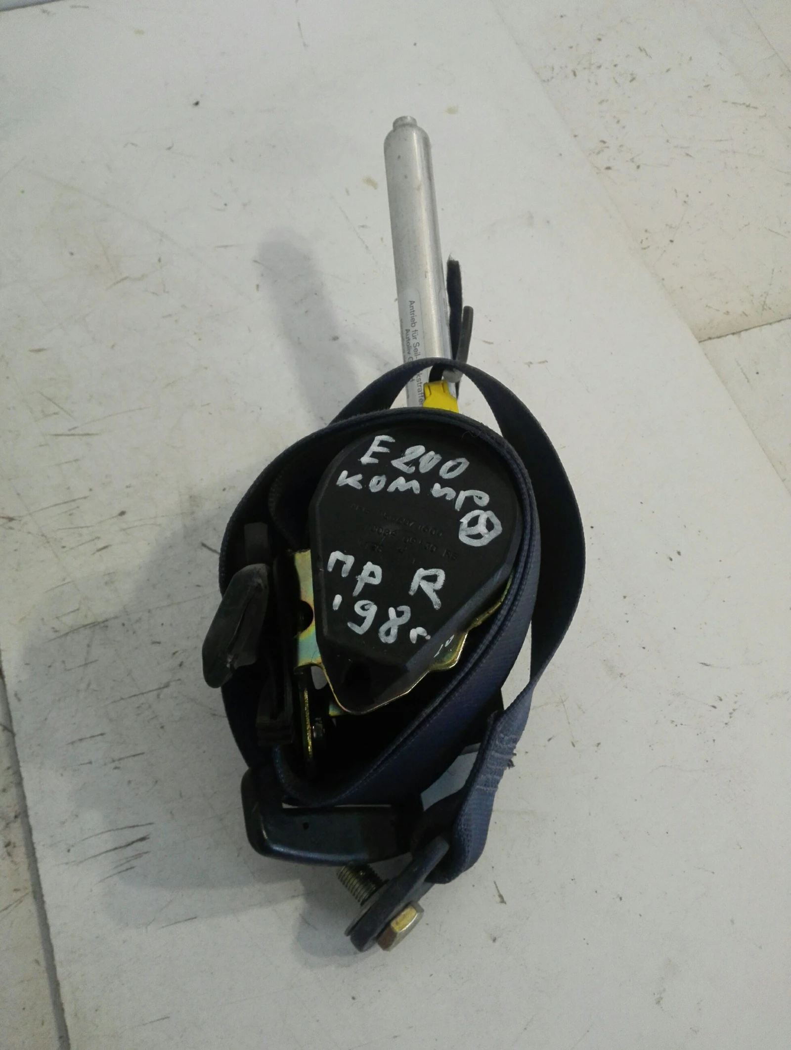 ����� ������ ����� �������� �200 ��������� | Mobile.bg � ����������� 1