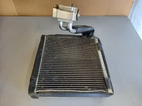Радиатор климатик вътрешен Фолксваген Пасат Б6 2.0тди 