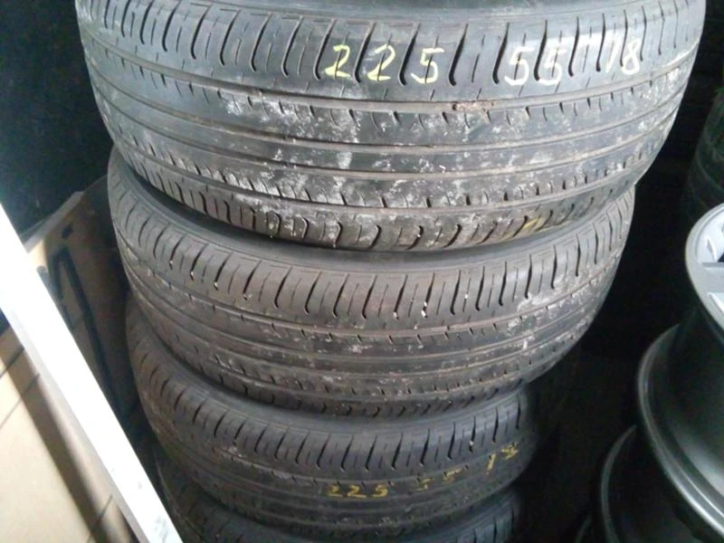 Гуми Летни 225/55R18, снимка 1 - Гуми и джанти - 45649597