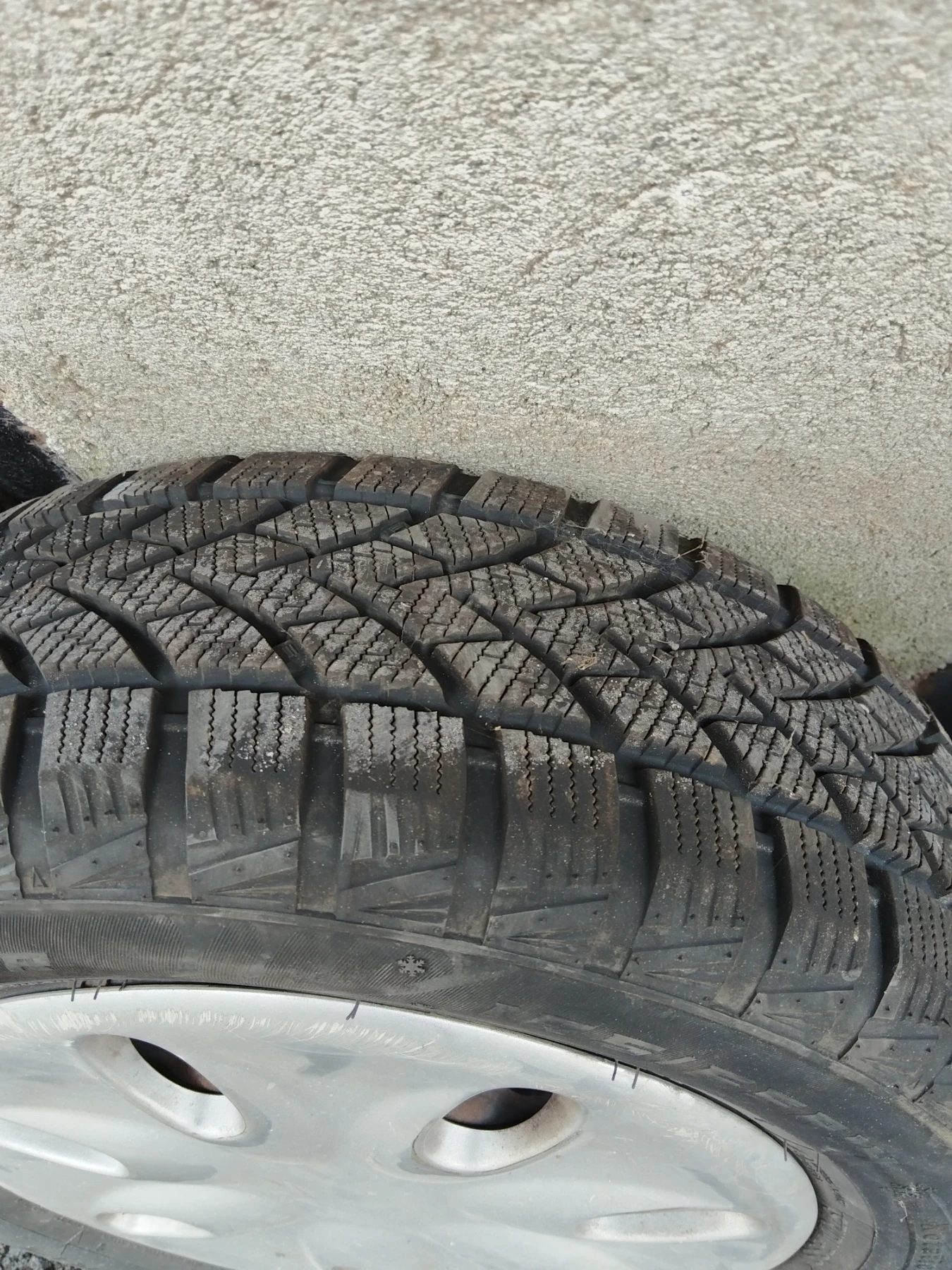 ���� 185/65R14 | Mobile.bg � ����������� 1