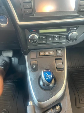 Toyota Auris 1.8, снимка 16