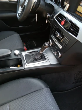 Mercedes-Benz C 180 AMG пакет, снимка 5