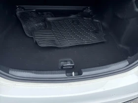 Mercedes-Benz C 300 4MATIC , снимка 11