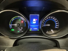 Toyota Auris 1.8 Хибрид , снимка 5