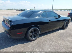 Dodge Challenger 3.6L V-6 DOHC, VVT, 305HP Rear Wheel Drive | Mobile.bg    5