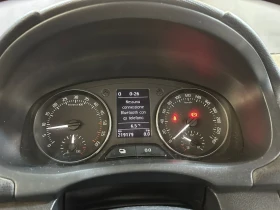 Skoda Fabia  90 hp /Navi/+ Нов акумулатор , снимка 4