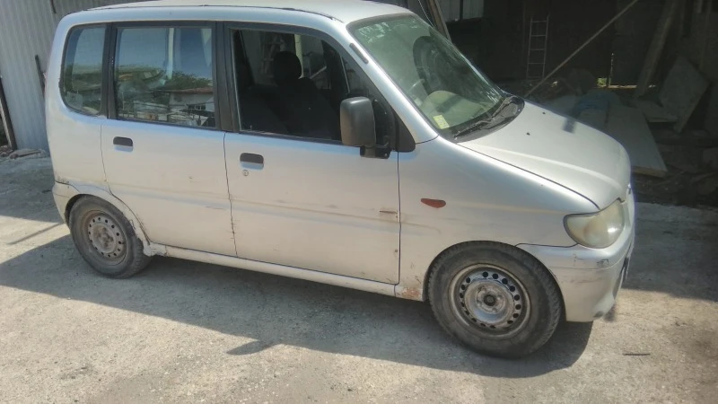 Daihatsu Move, снимка 2 - Автомобили и джипове - 47405385