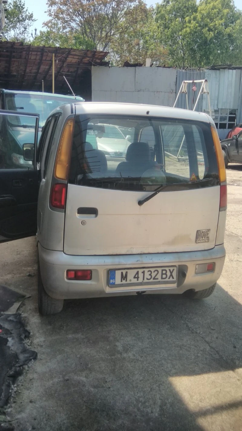 Daihatsu Move, снимка 4 - Автомобили и джипове - 47018563