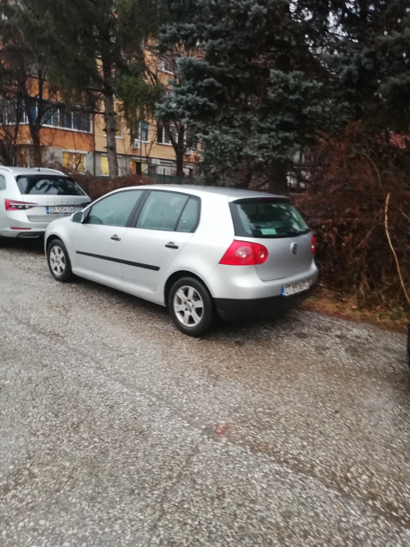 VW Golf Голф 5, снимка 3 - Автомобили и джипове - 47453548