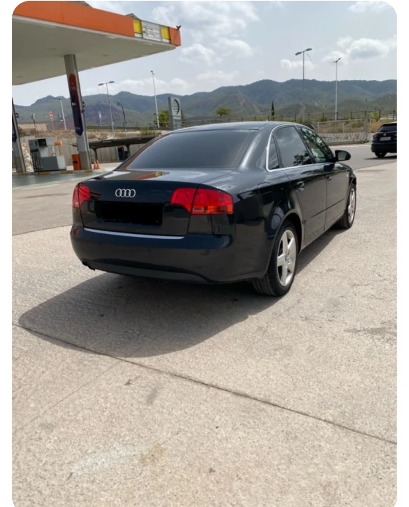 Audi A4 2.0 135PS, снимка 3 - Автомобили и джипове - 47540546