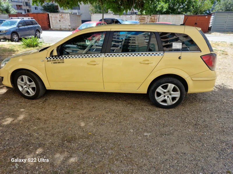 Opel Astra h, снимка 3 - Автомобили и джипове - 48548804