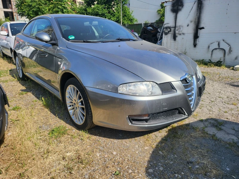 Alfa Romeo Gt 1.9JTDm 150k.c., снимка 3 - Автомобили и джипове - 50670363