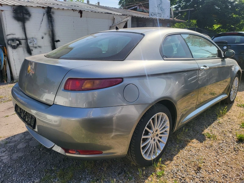 Alfa Romeo Gt 1.9JTDm 150k.c., снимка 4 - Автомобили и джипове - 50670363