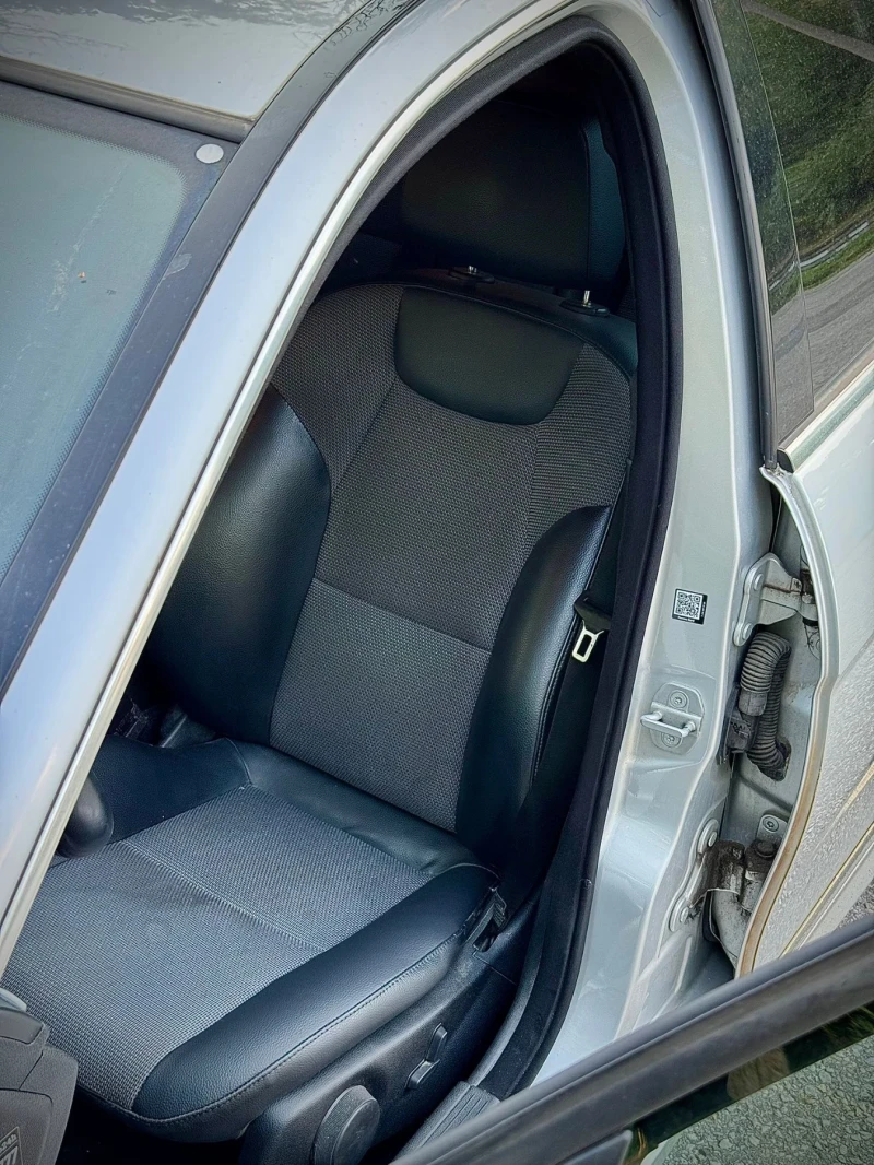 Mercedes-Benz C 200 Компресор 184кс, снимка 5 - Автомобили и джипове - 52414079