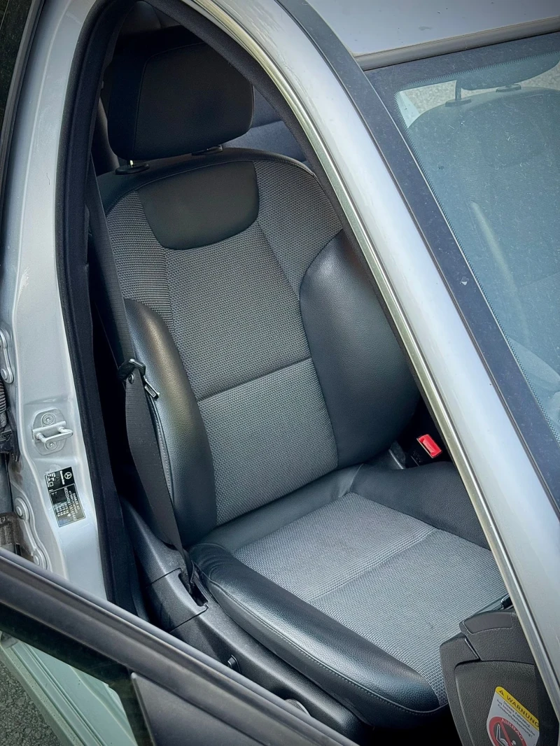 Mercedes-Benz C 200 Компресор 184кс, снимка 10 - Автомобили и джипове - 52414079