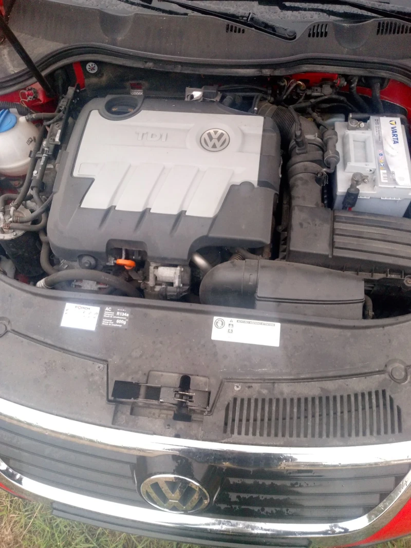 VW Passat, снимка 12 - Автомобили и джипове - 52533645
