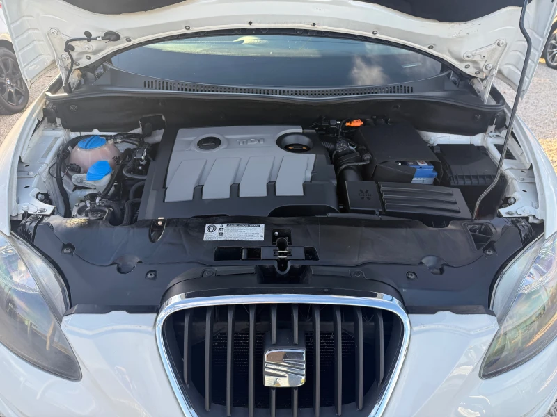 Seat Altea 1.6TDi, Facelift, снимка 17 - Автомобили и джипове - 52402879