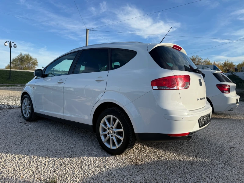 Seat Altea 1.6TDi, Facelift, снимка 6 - Автомобили и джипове - 52402879