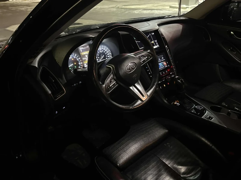 Infiniti Q50 * CARFAX * БЕЗ ПЪРВОНАЧАЛНА ВНОСКА, снимка 6 - Автомобили и джипове - 52692316