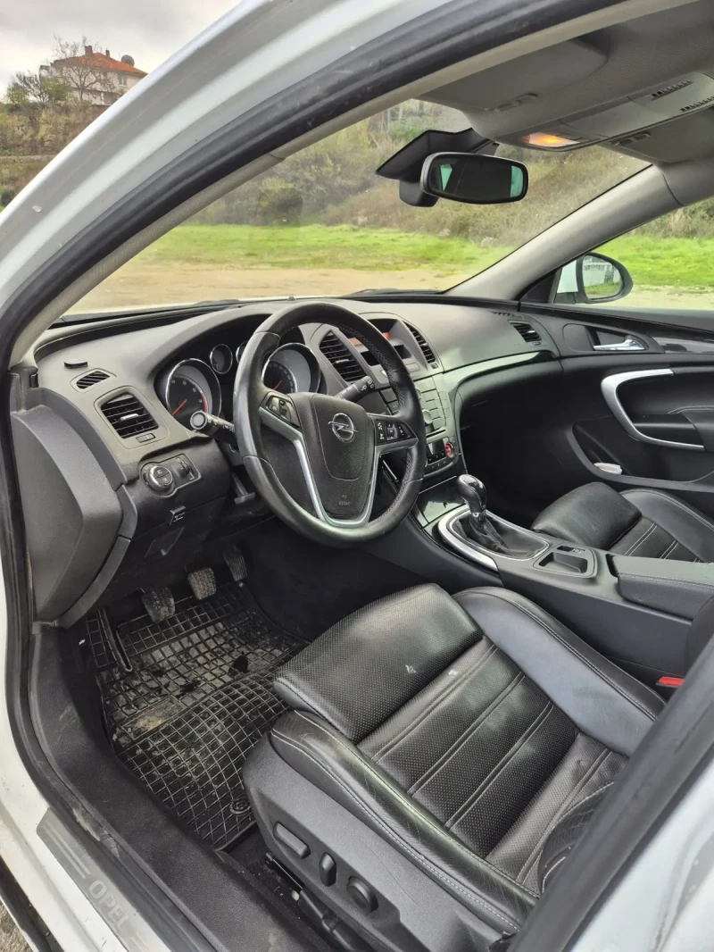 Opel Insignia 100хил. км /RECARO/ GAZ/ 1.8L. 140кс, снимка 11 - Автомобили и джипове - 53376645
